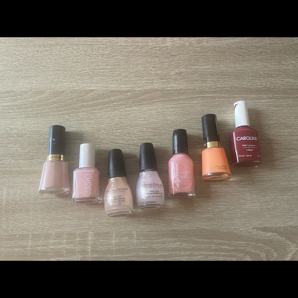 Assorted Polishes Bundle (7)